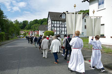 Bittprozession an Christi Himmelfahrt (Foto: Karl-Franz Thiede)